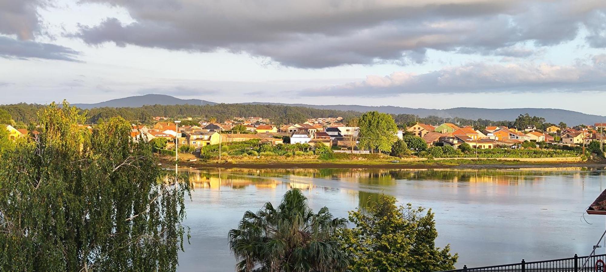 Apartamento El Rincon De Elia, Haz Realidad Tu Sueno De Vivir Con Vistas Al Mar Villanueva De Arosa Dış mekan fotoğraf